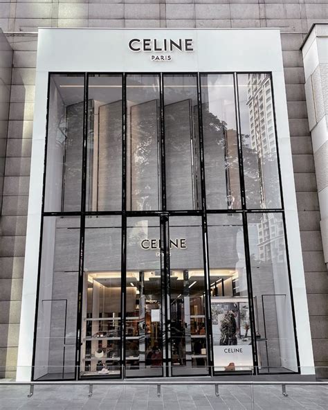 Celine store returns